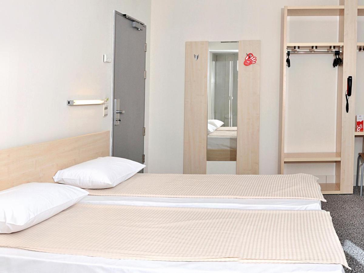Hello Hotels Bucuresti Gara De Nord ภายนอก รูปภาพ