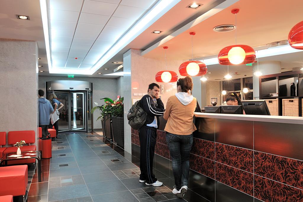 Hello Hotels Bucuresti Gara De Nord ภายนอก รูปภาพ